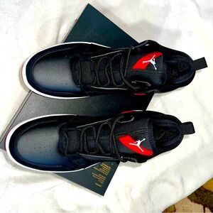 NIB Nike Jordan fadeaway men’s size 11